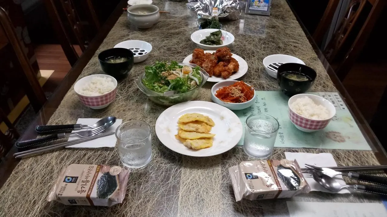 Gumsam Homestay Busan